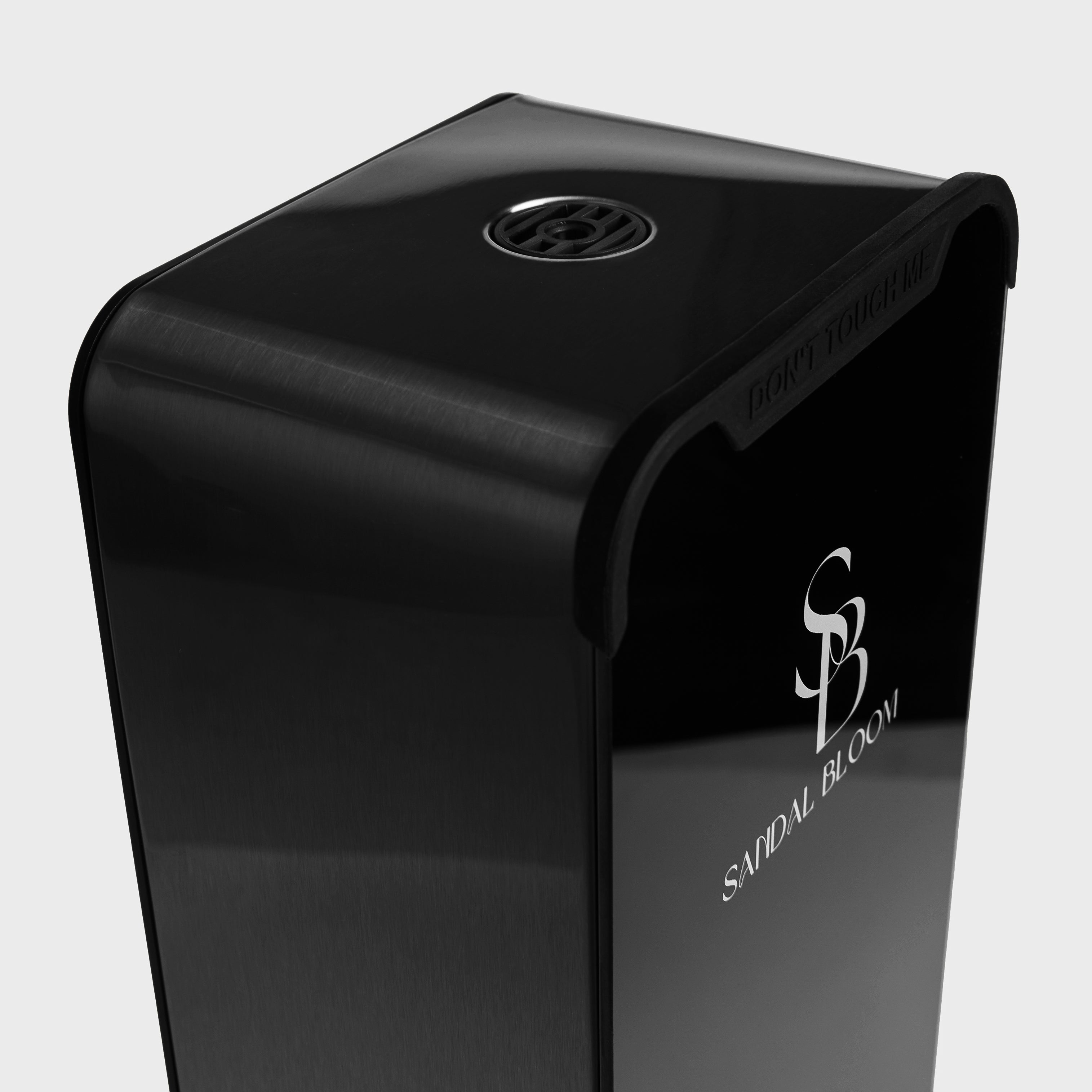 Noctra – The Luxury Commercial Scenting System