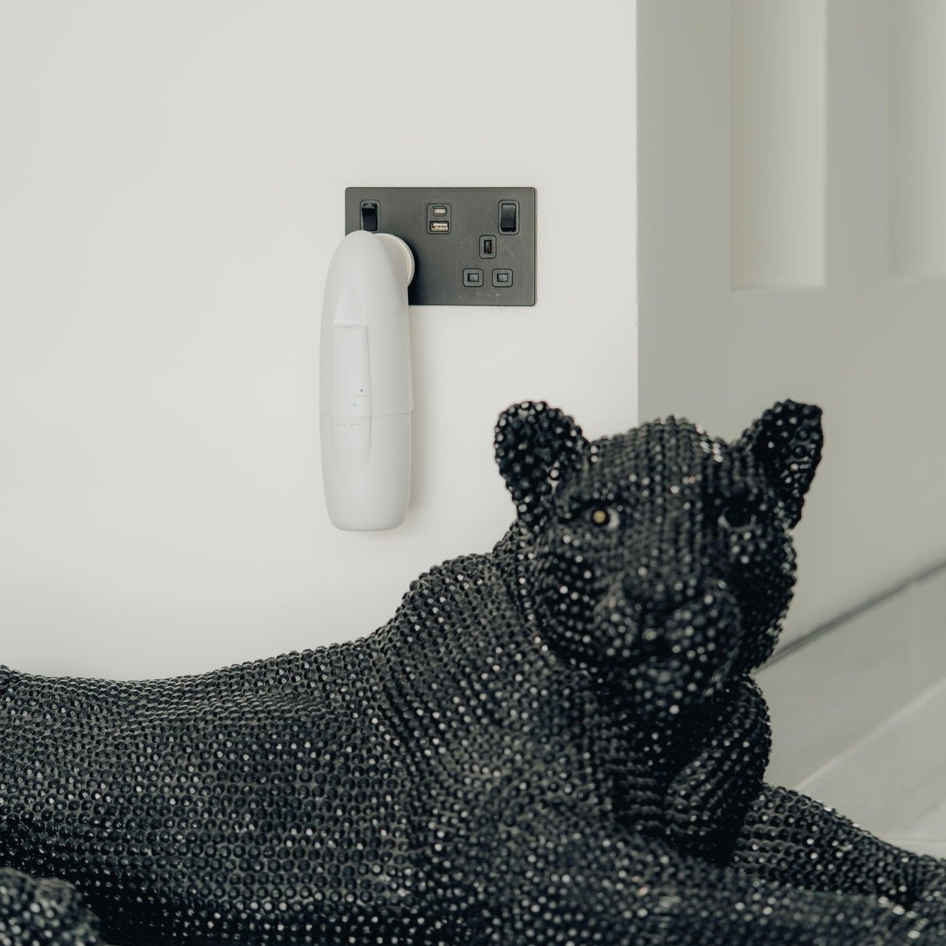 Luméa - Plug In Electric Oil Diffuser - Sandal Bloom